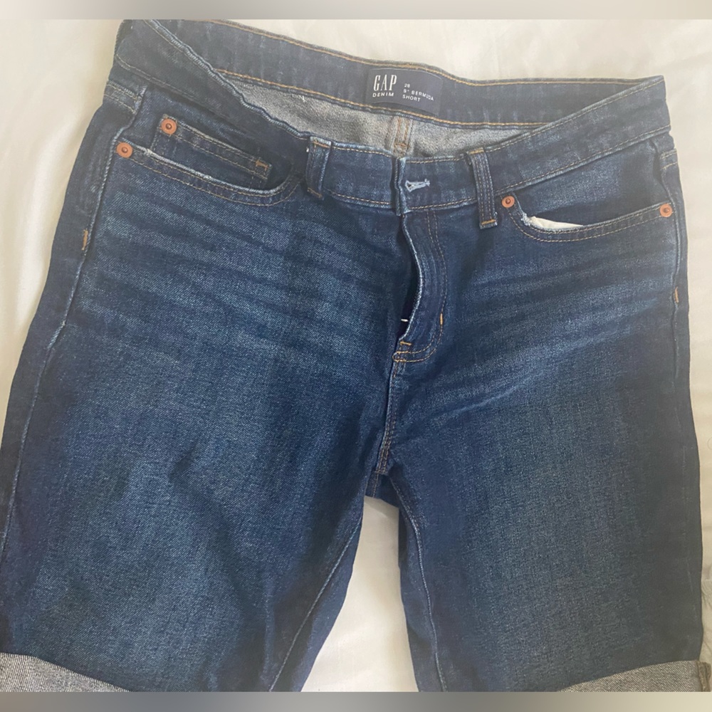 GAP Low rise Denim Bermuda Shorts
